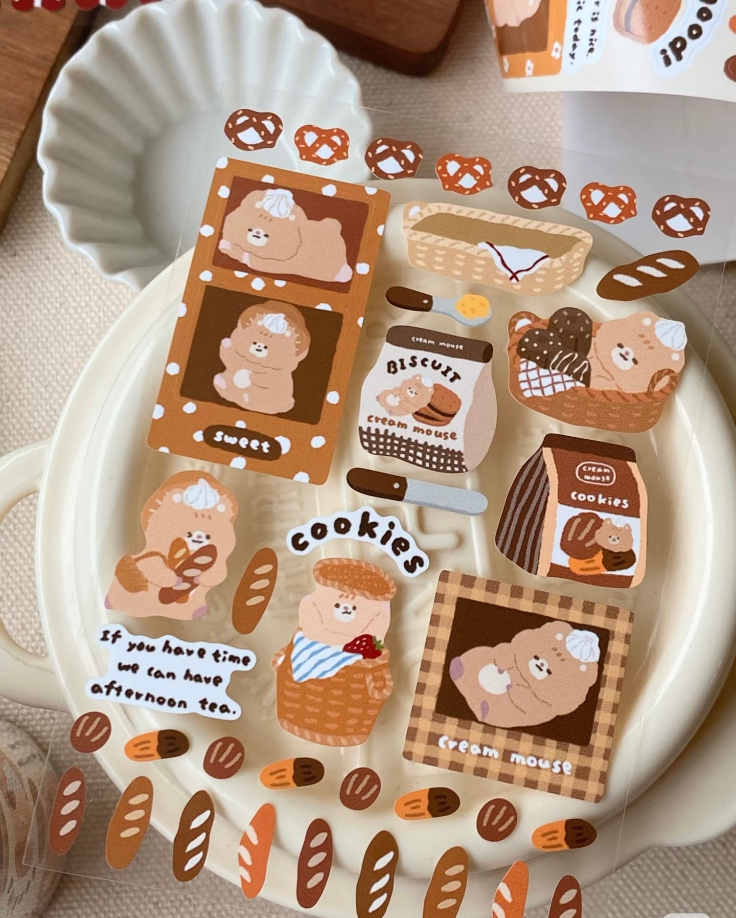 NEW! Cream Mouse - Picnic Polaroid | Kiss-cut | 7cm Synthetic Paper Tape | Release Paper | 3M