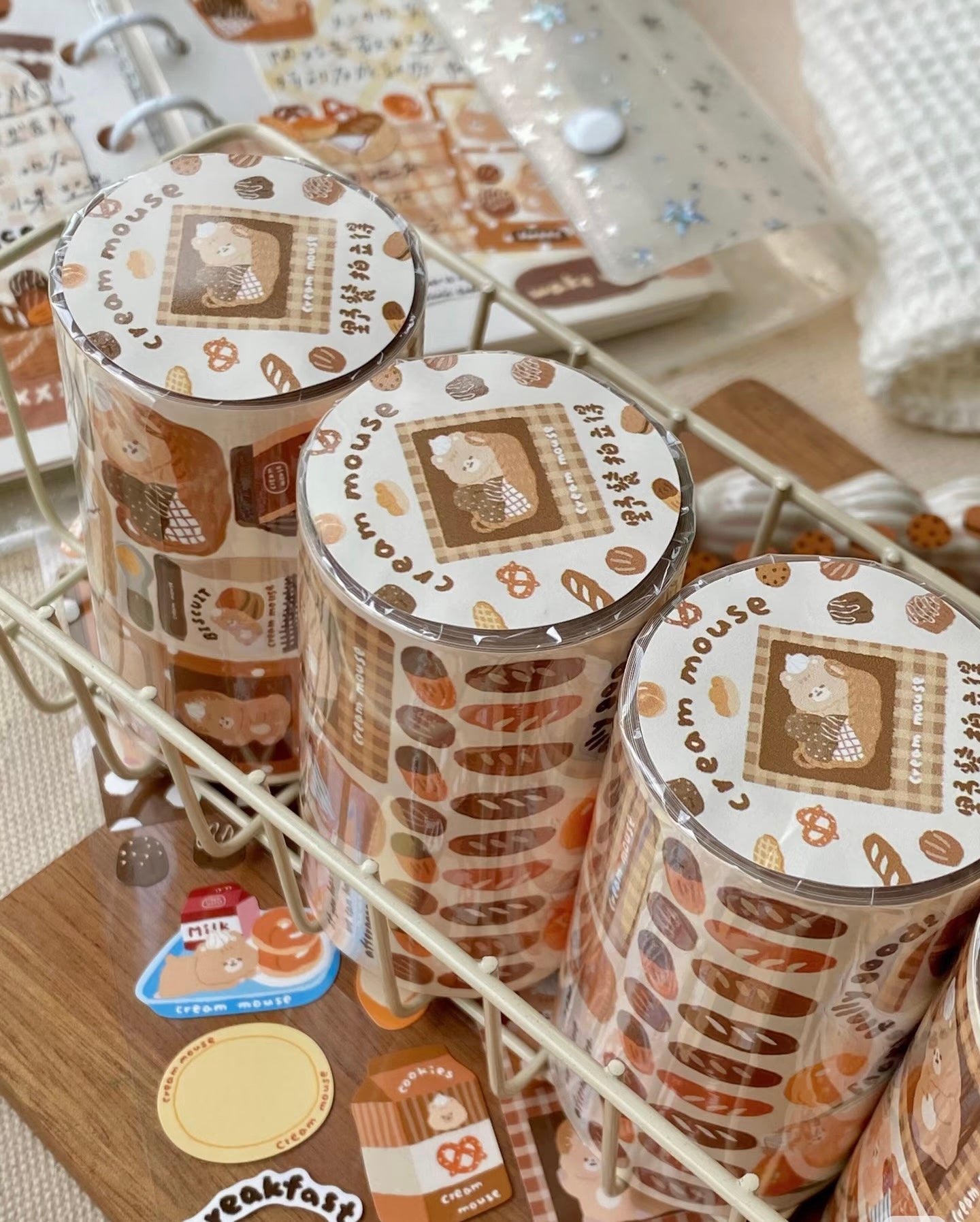 NEW! Cream Mouse - Picnic Polaroid | Kiss-cut | 7cm Synthetic Paper Tape | Release Paper | 3M