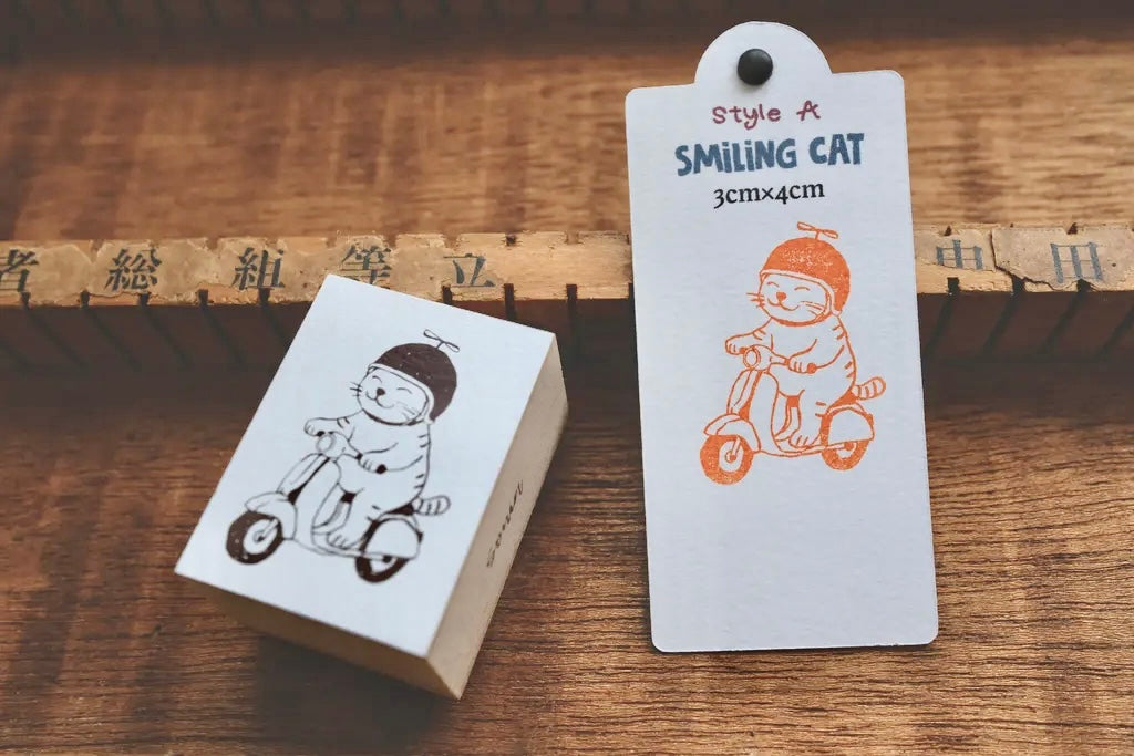 NEW! Sonia - Smiling Cat | Rubber Stamps