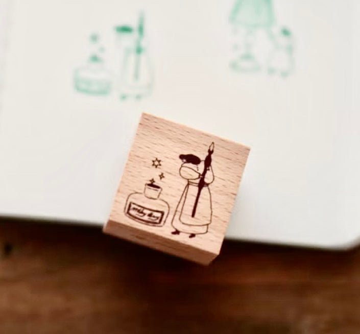 NEW! Ivy Snow - on the Desk | Rubber Stamps