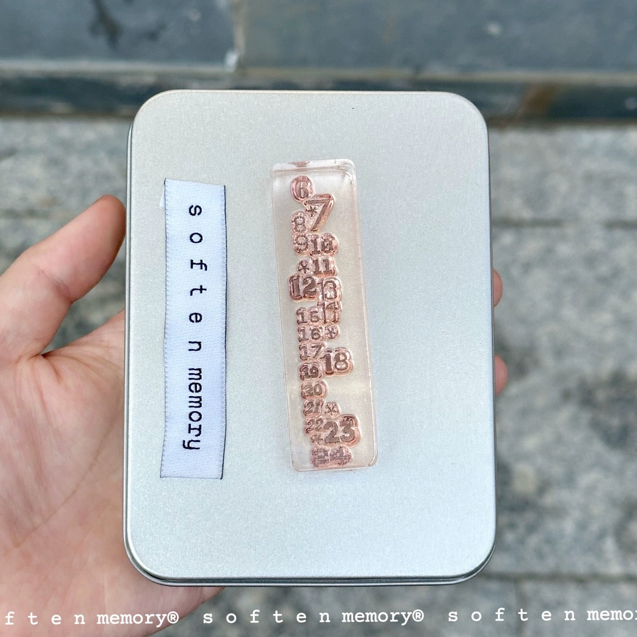 Soften Memory - Reading Time | Acrylic Stamps | Tin Box