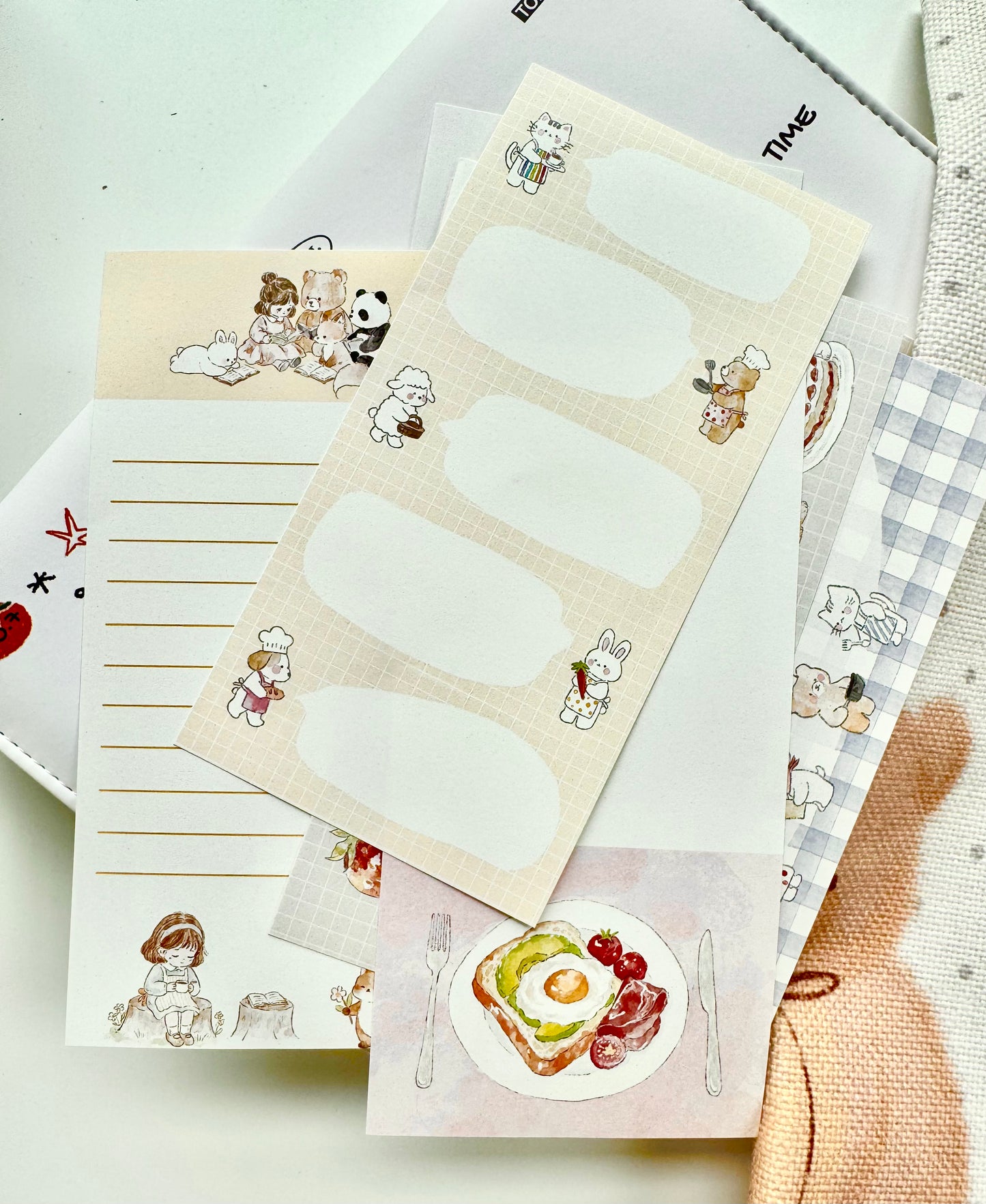 NEW! Jennyuanzi Studio - Bread | 30 Sheets Notepaper | Ephemera Paper