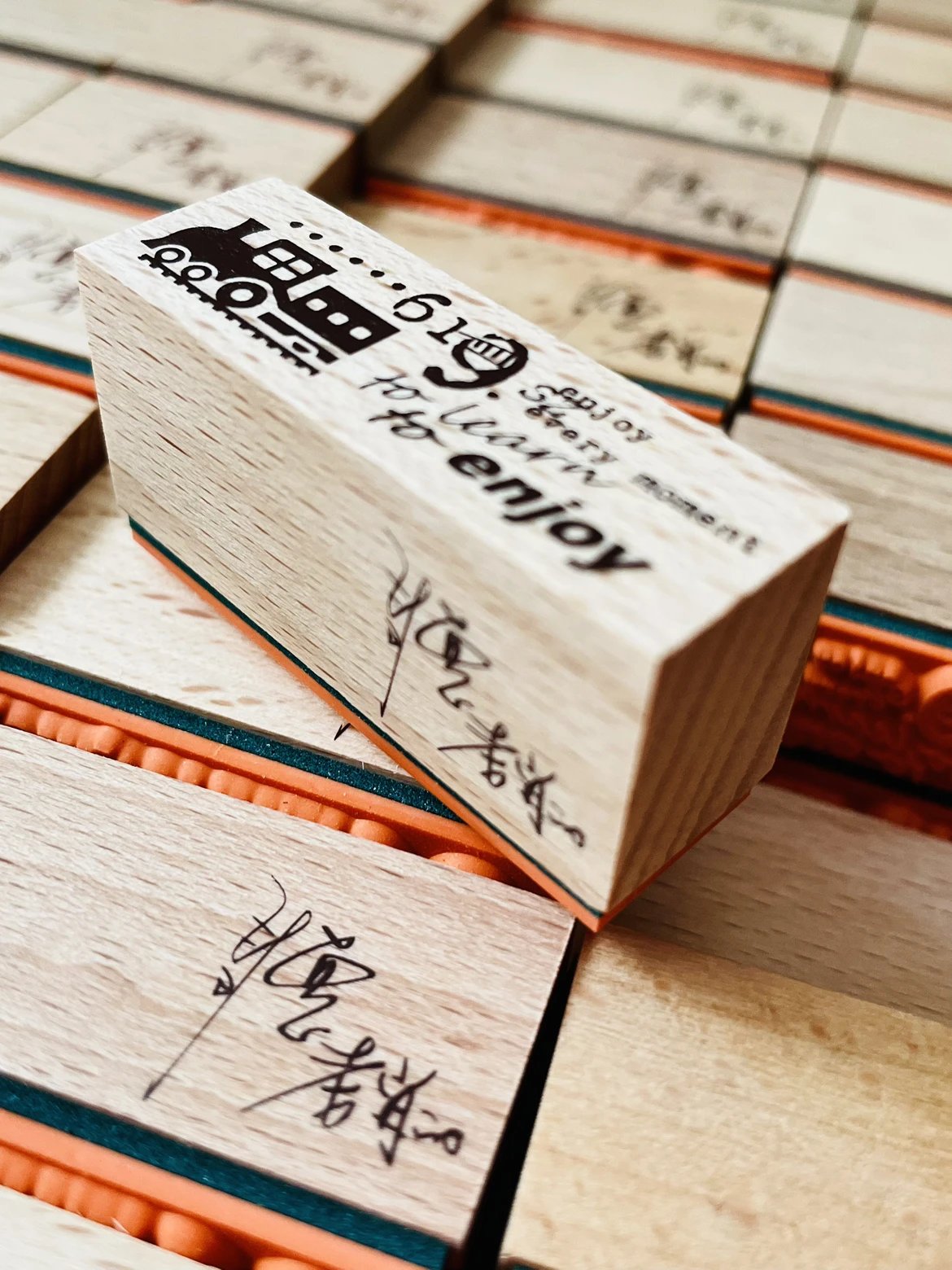 RARE TO FIND - Traveler | 4pcs Rubber Stamp set