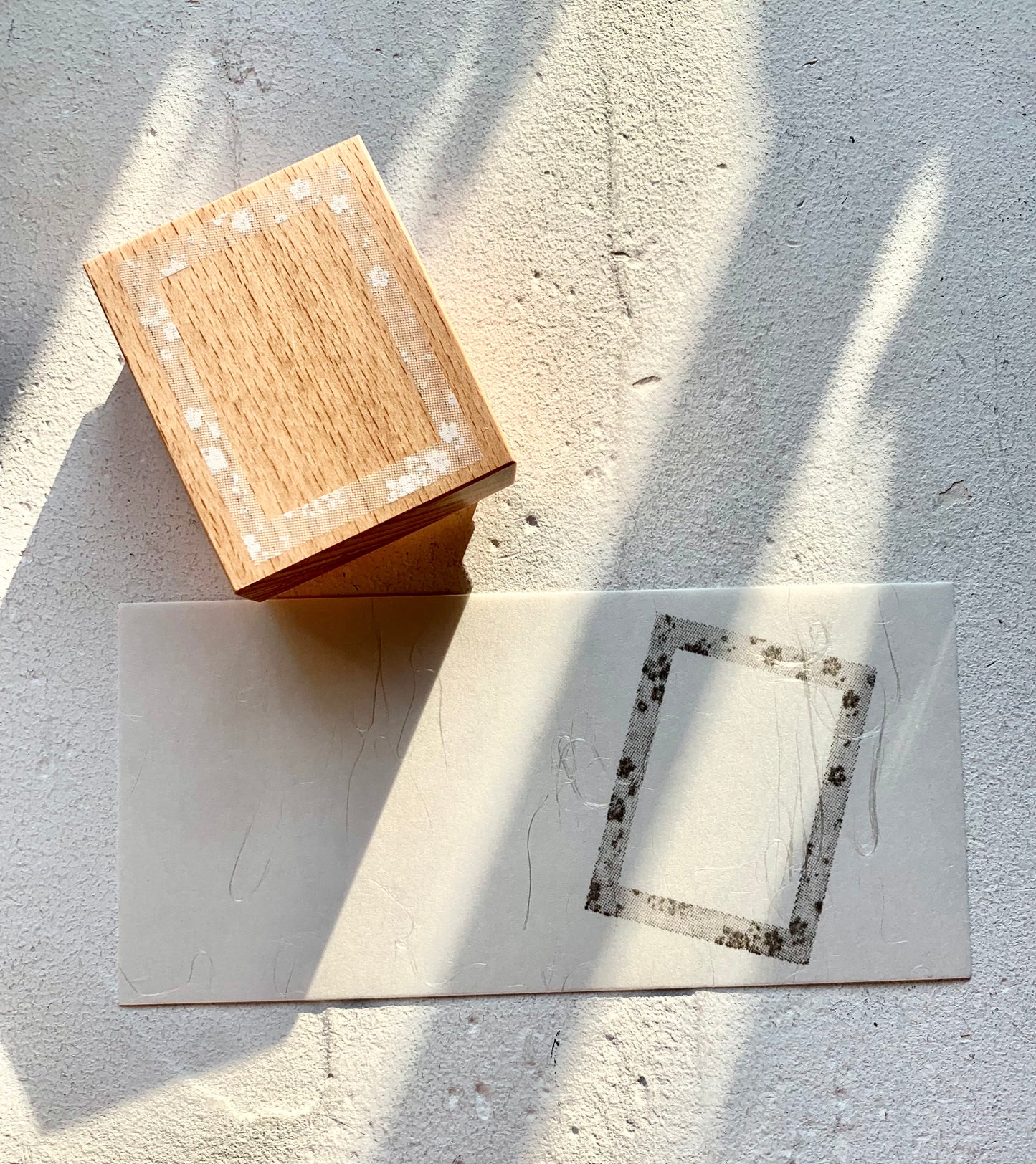 XW Studio -Flower Frame | Rubber Stamps