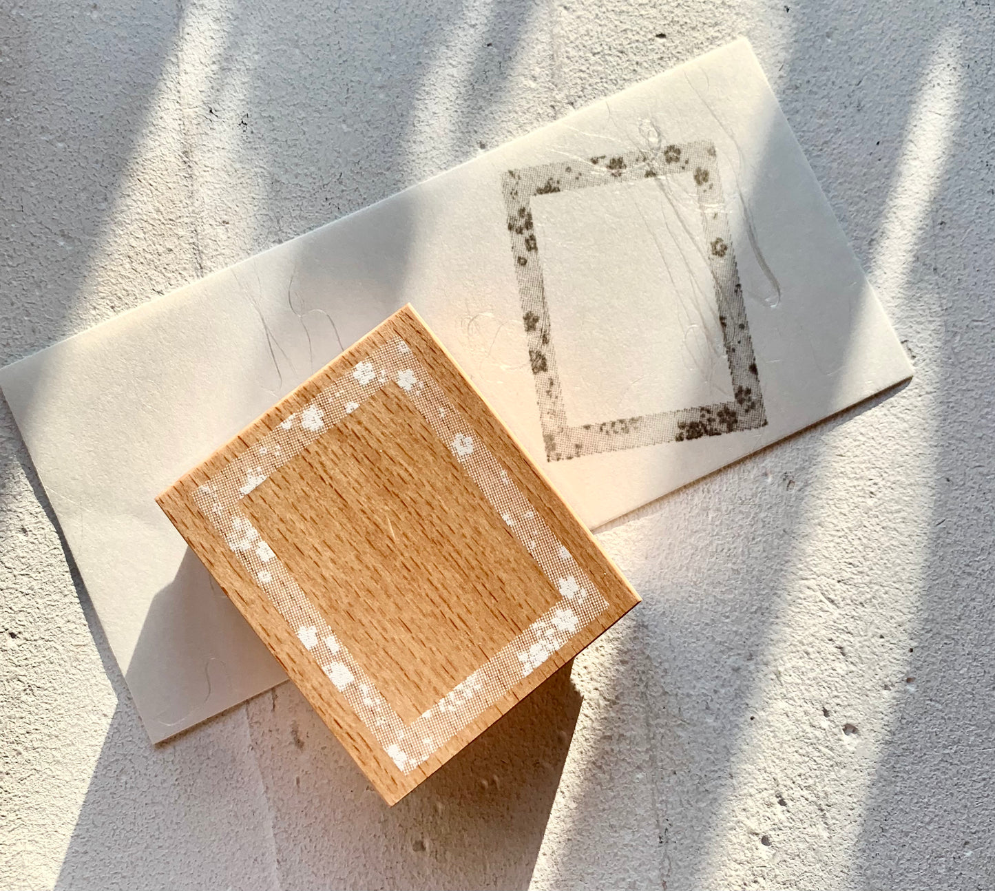 XW Studio -Flower Frame | Rubber Stamps