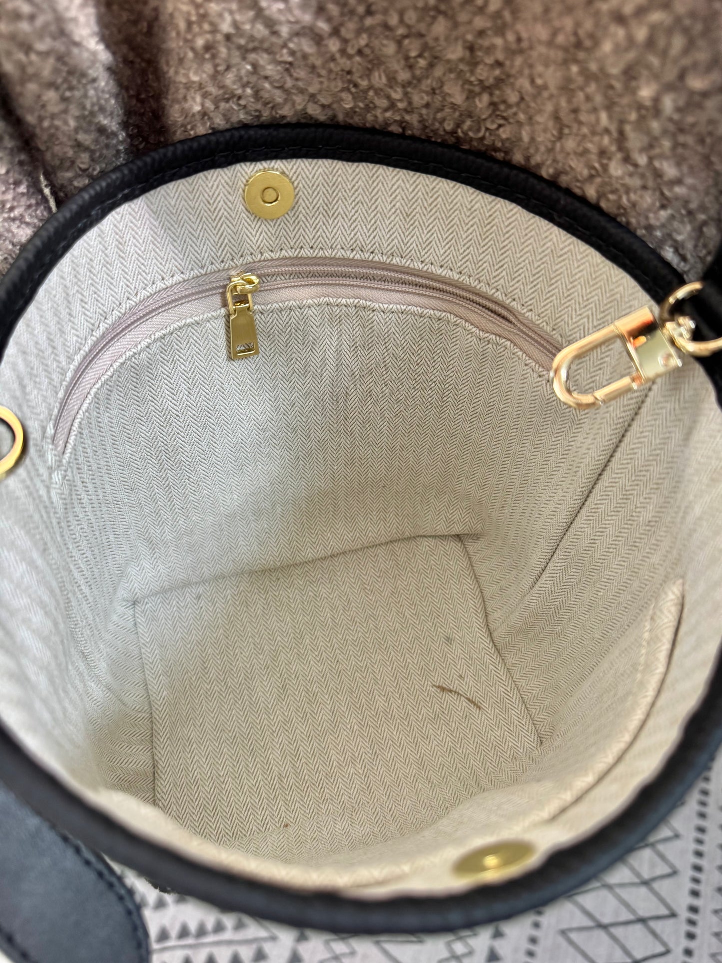 ESH Exclusive Collection - Flocked mesta | Butterfly Bucket Bag | Double-sided Pattern | perhonen Fabric | Real Leather | Handle | Crossbody | Handmade Products