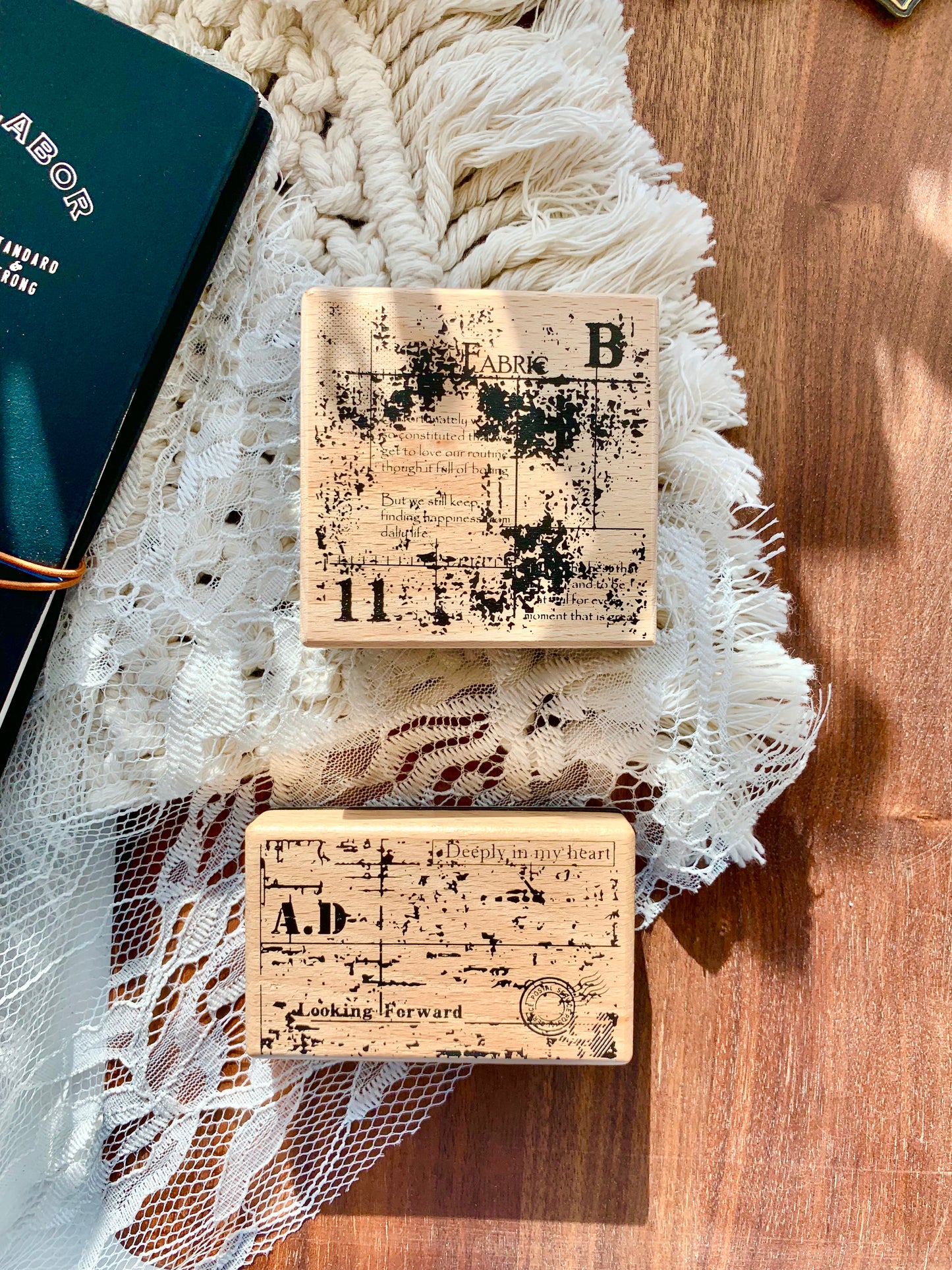 J17 Studio - Background | Rubber Stamp