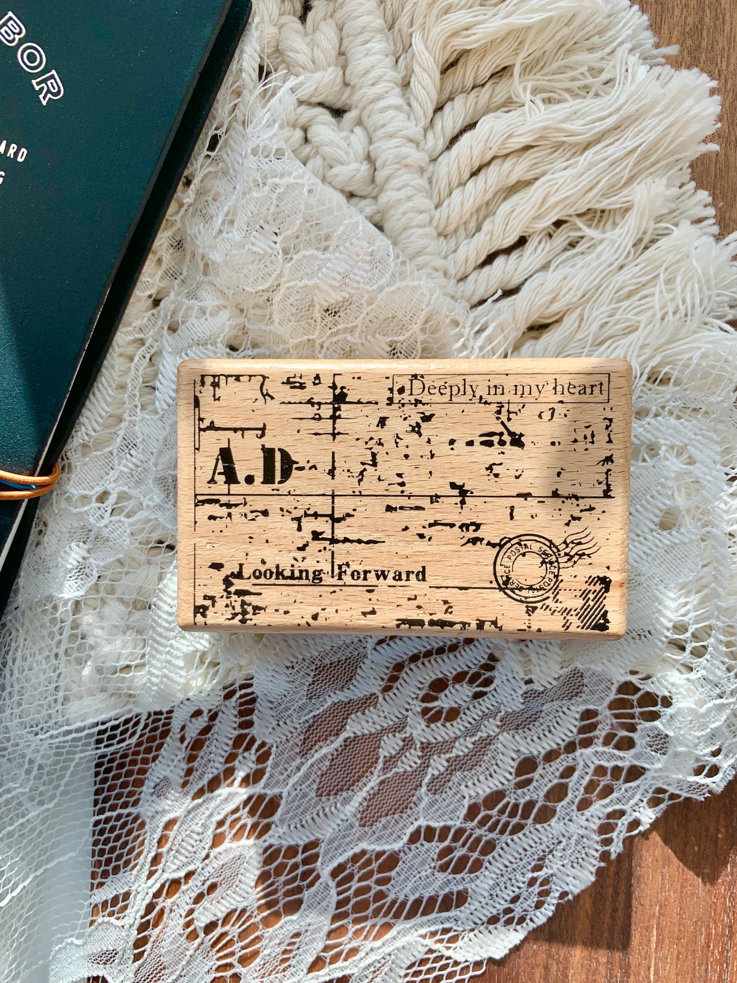 J17 Studio - Background | Rubber Stamp