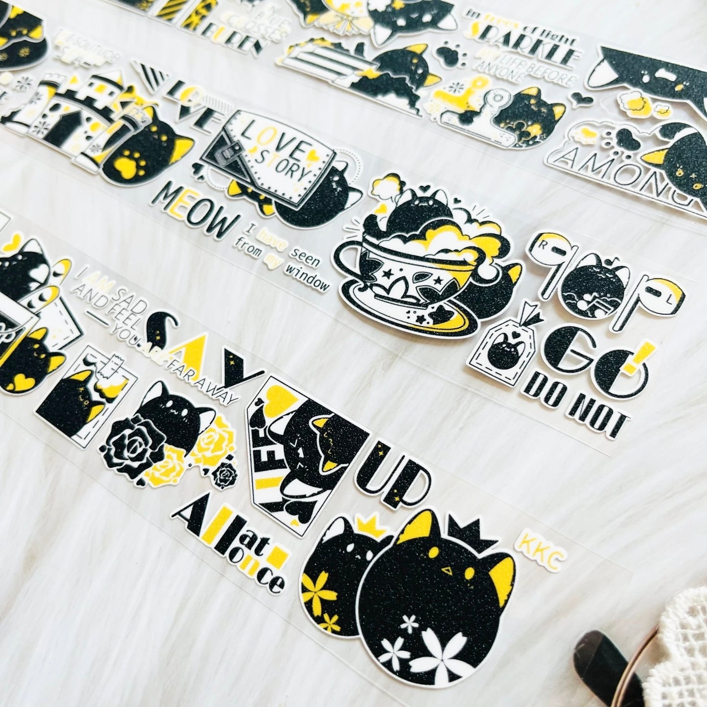 Say Studio - KKCAT | 4cm Kiss-cut | Glitter Synthetic Paper Tape | Release Paper | 5.32M