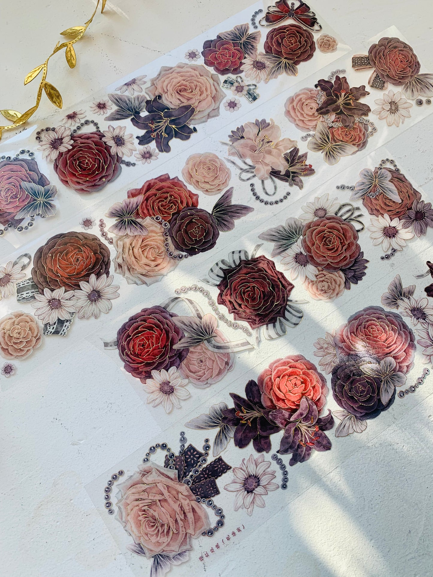 Hakiso Studio - Camellia Red | 6cm Laser Gold PET Tape | Release Paper