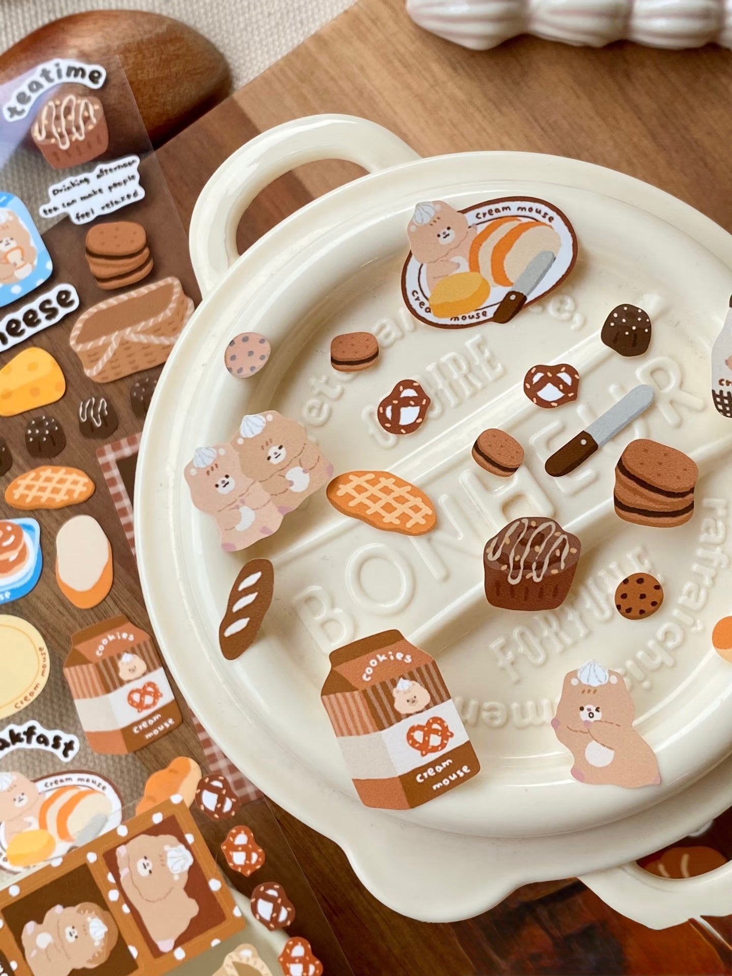 NEW! Cream Mouse - Picnic Polaroid | Kiss-cut | 7cm Synthetic Paper Tape |  Release Paper | 3M