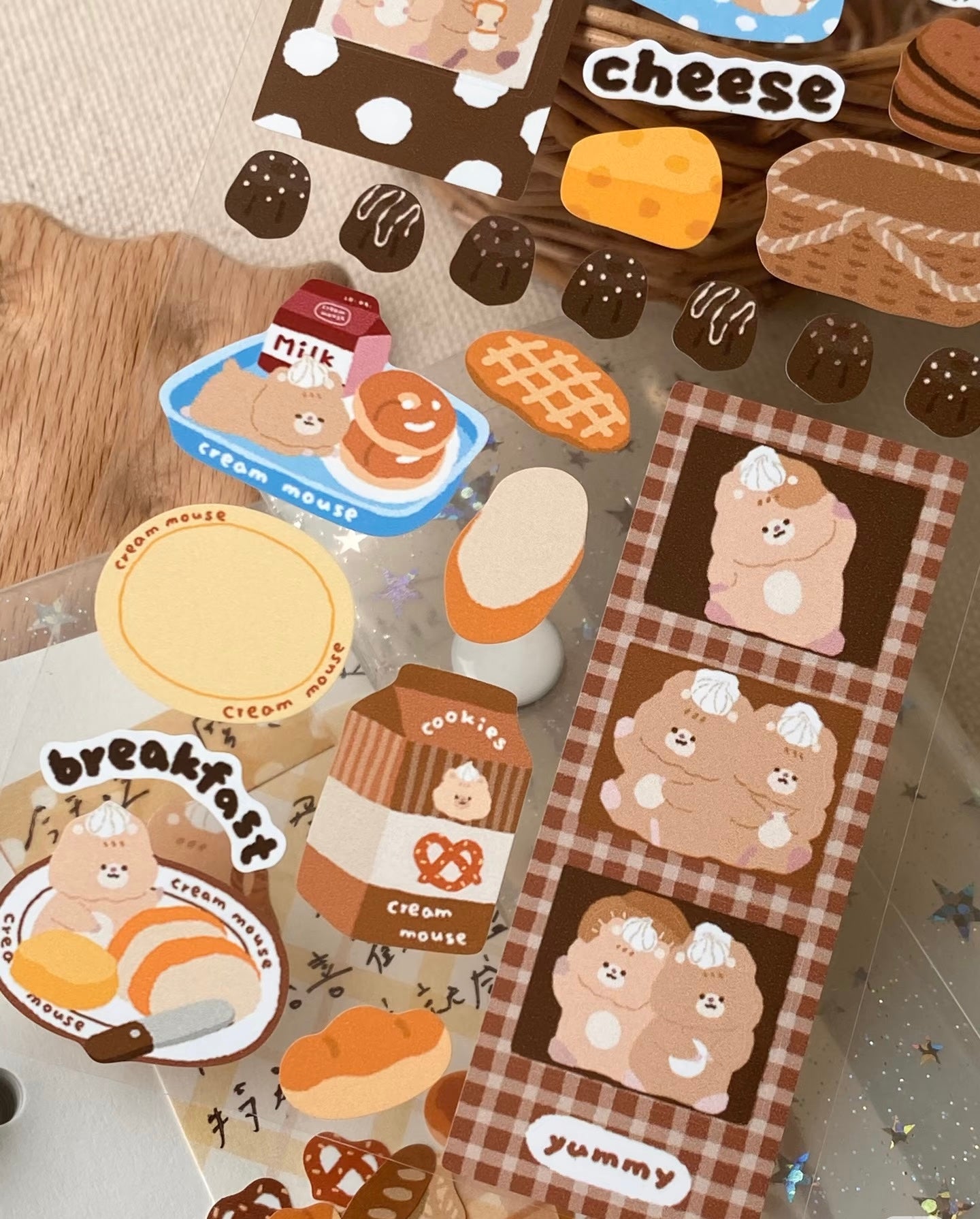 NEW! Cream Mouse - Picnic Polaroid | Kiss-cut | 7cm Synthetic Paper Tape |  Release Paper | 3M