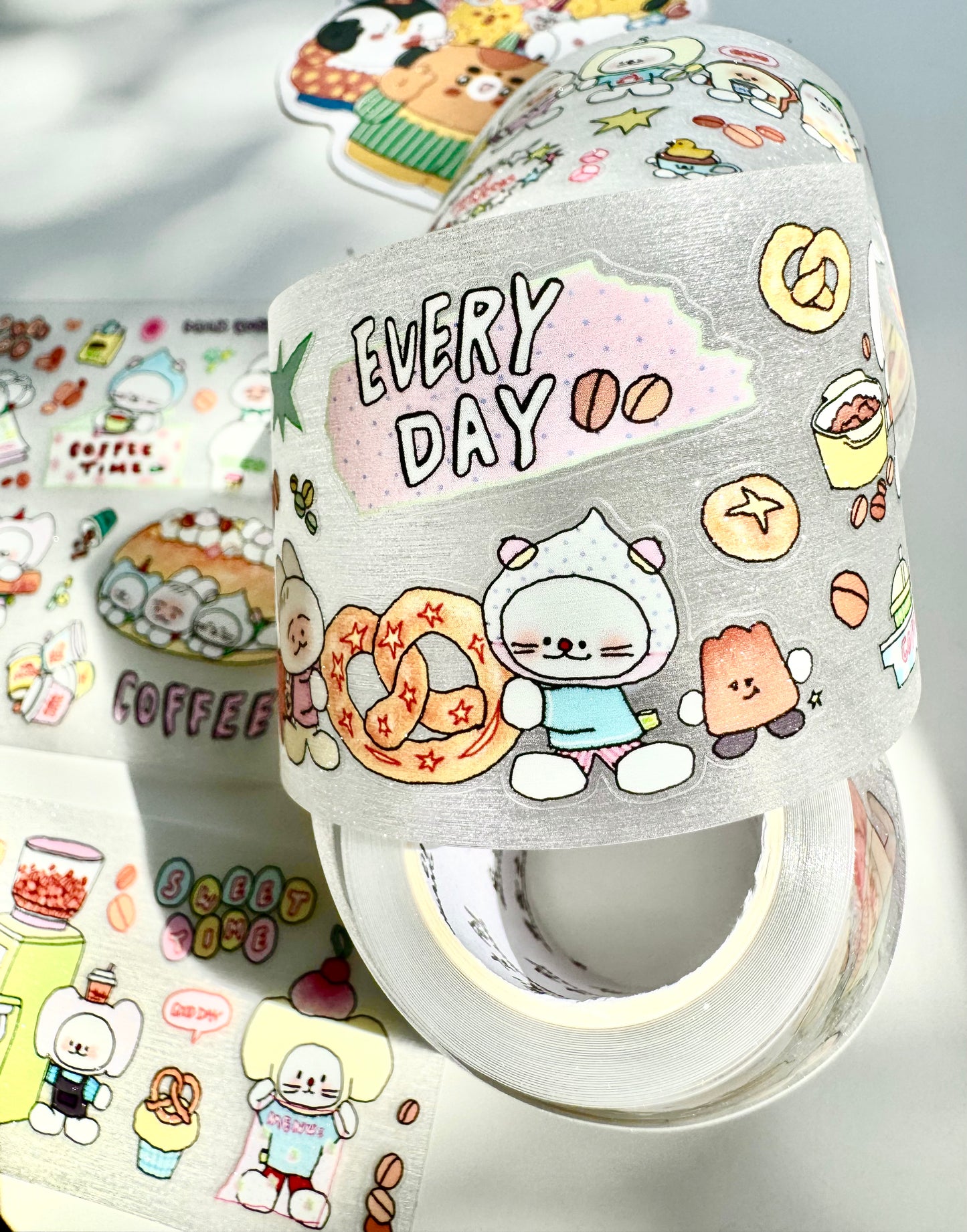 NEW! Bunny & Pear Studio - A Bite with Friends | Kiss-cut | 5cm Glitter PET Tape | Release Paper | 5.1M