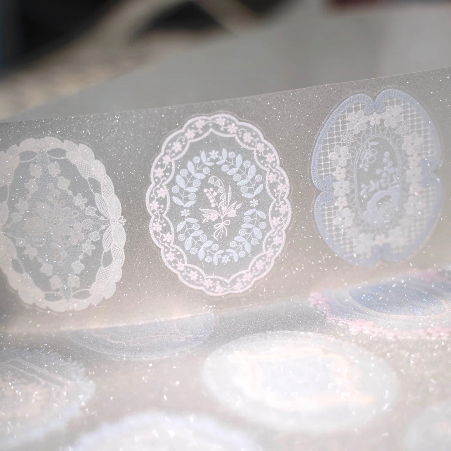 Hoshi Studio - Lace Fabric Label | Kiss-cut | 4.5cm Glitter PET Tape | Release Paper | 5M