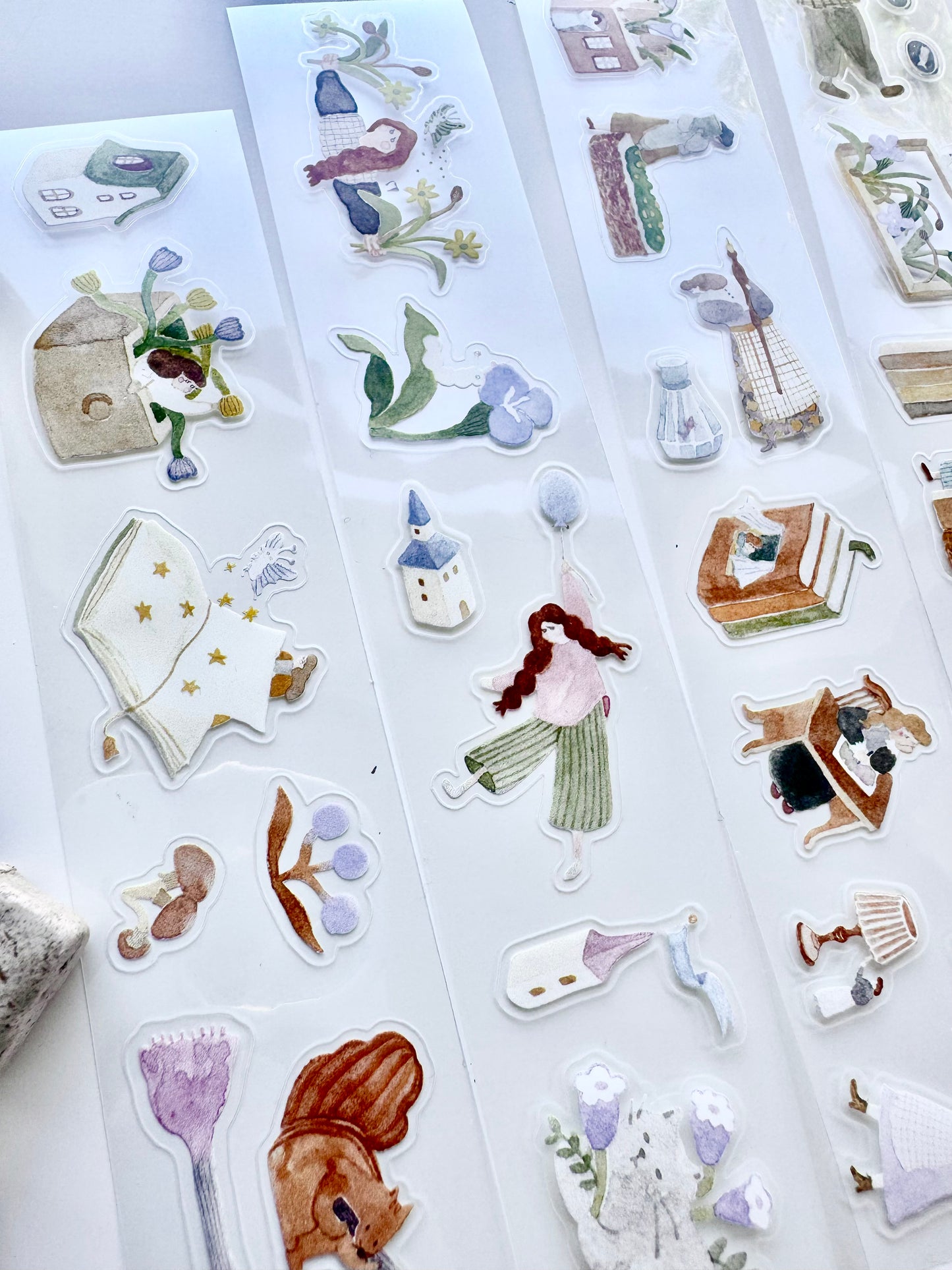 NEW! Ivy Snow - on the Desk | Kiss-cut | 3.5cm PET Tape | Release Paper