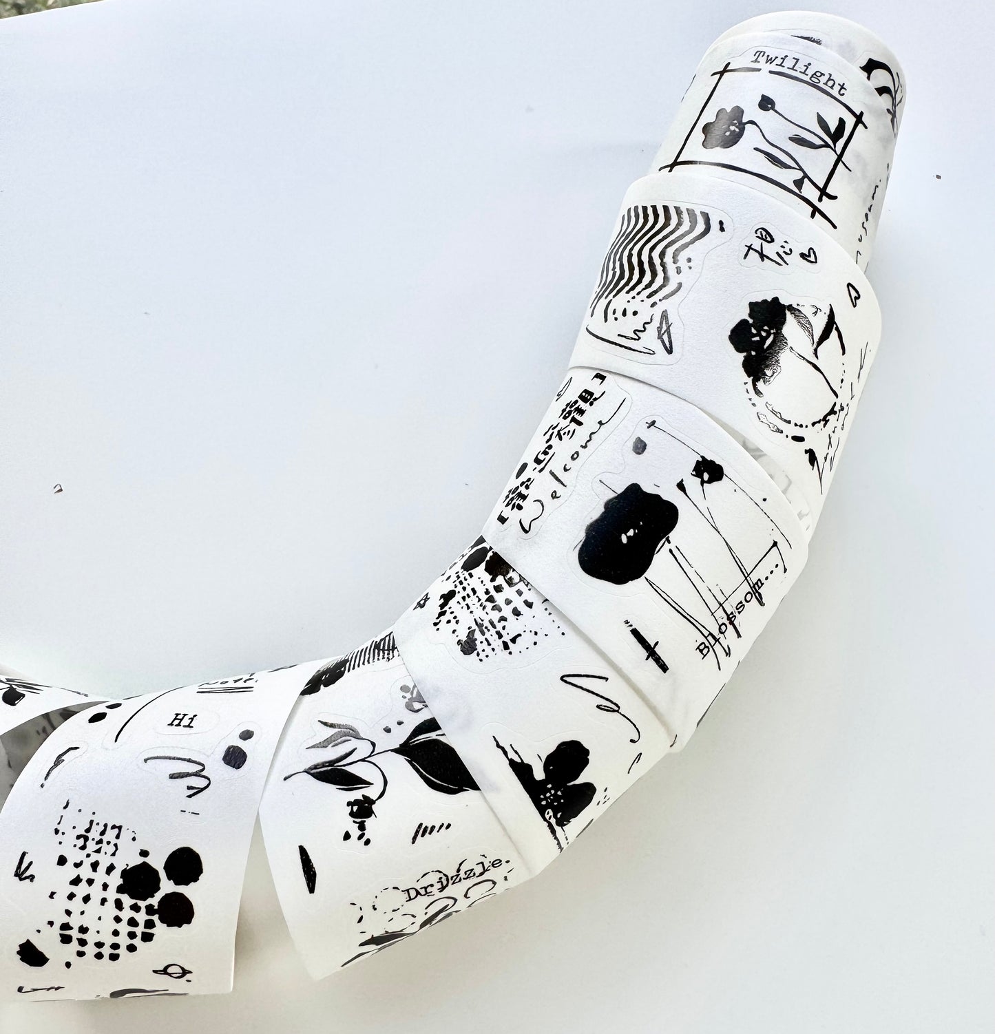 NEW! Two Raccoons - Flower Shadows | Kiss-cut | 3.5cm Washi Tape | Release Paper | 5M