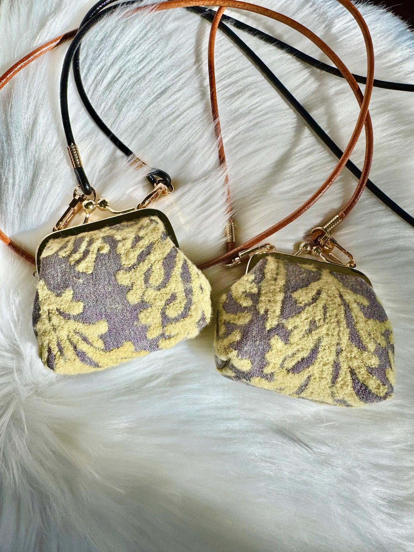 ESH Exclusive Collection - earphone case | Kiss Lock | Yellow Pine | Handmade Products | mina perhonen Fabric