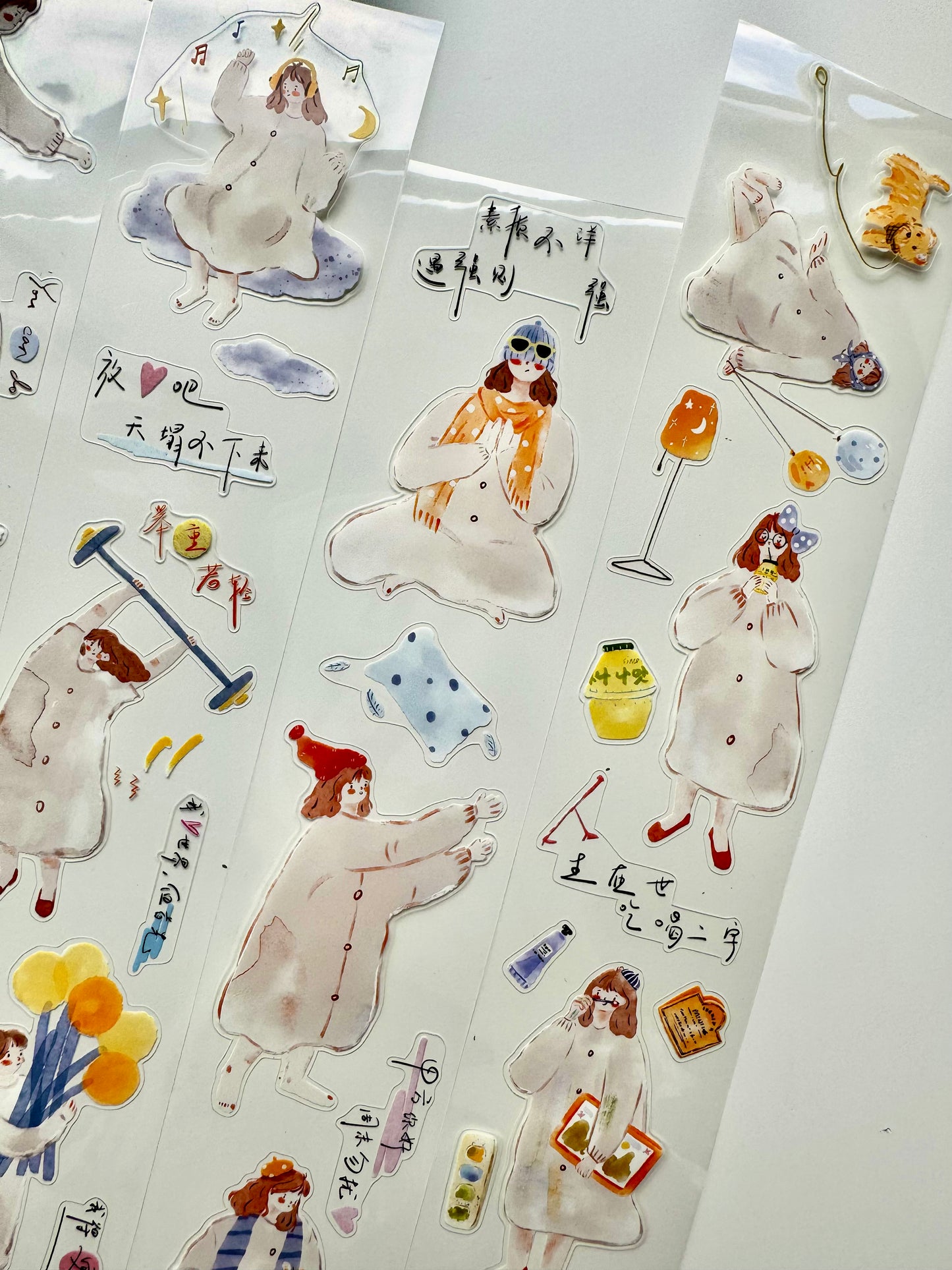 Lynn Illustration - Soft Light Girl | Kiss-cut | 5cm Tape |  Release Paper | 5M