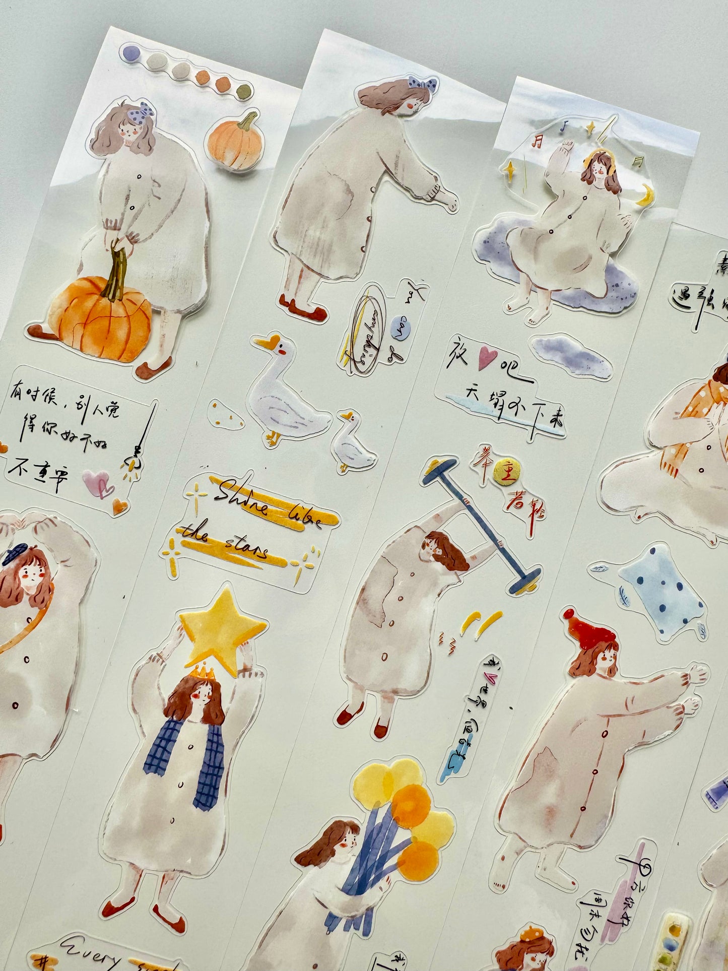 Lynn Illustration - Soft Light Girl | Kiss-cut | 5cm Tape |  Release Paper | 5M