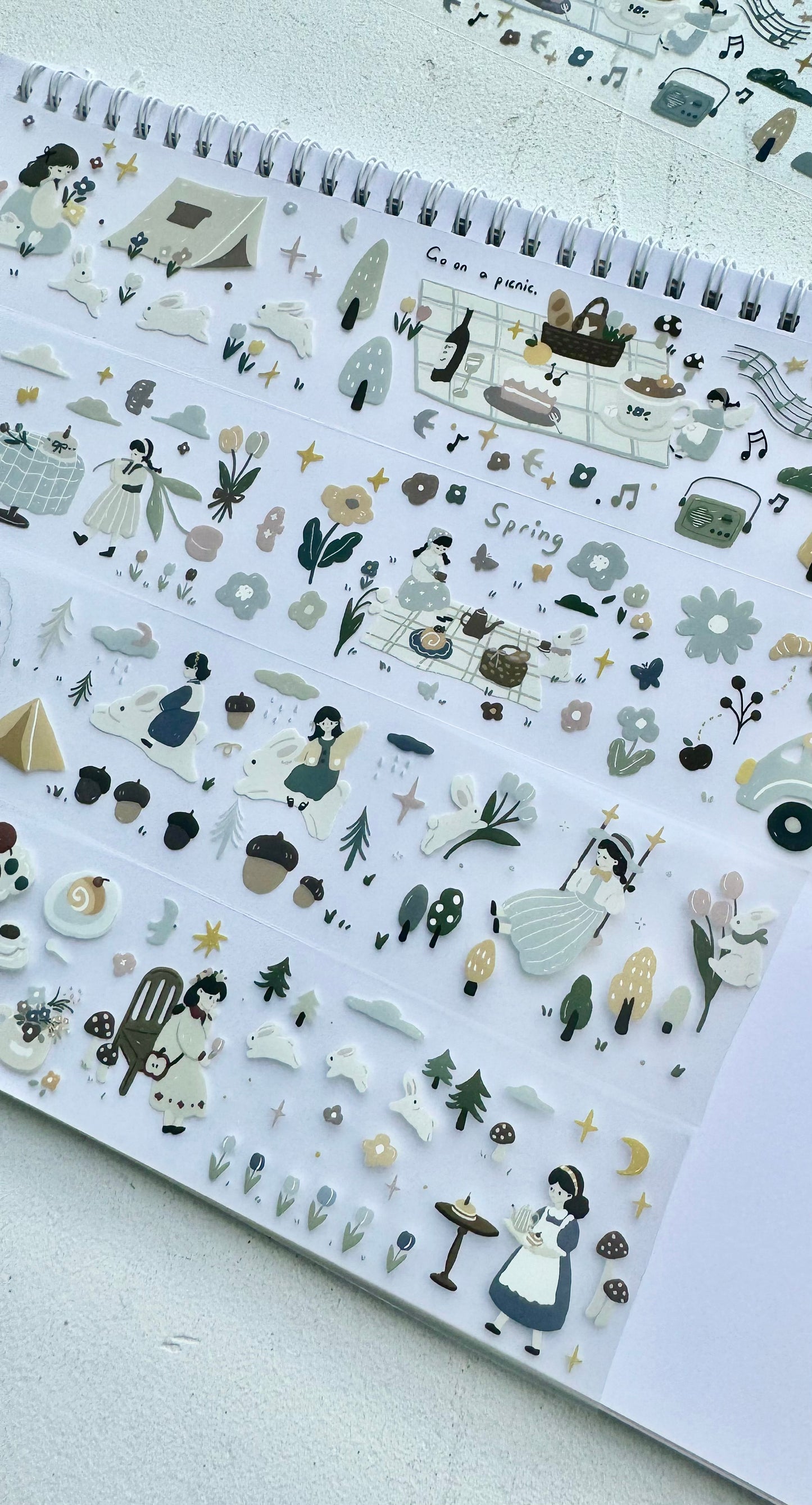 Yier Studio - Picnic in the Forest | 5cm PET Tape |  Release Paper | 5M