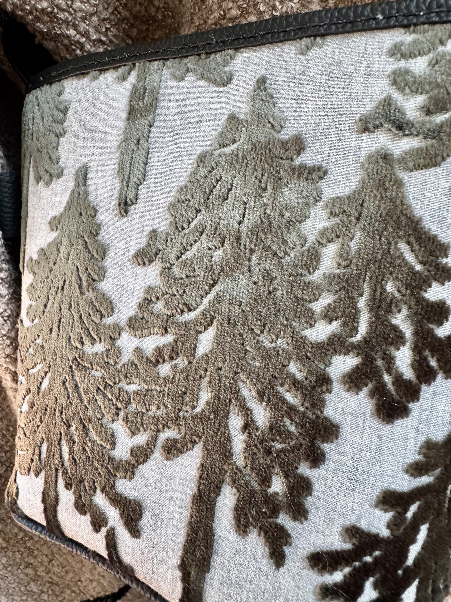 ESH Exclusive Collection - Flocked mesta | Butterfly Bucket Bag | Double-sided Pattern | perhonen Fabric | Real Leather | Handle | Crossbody | Handmade Products