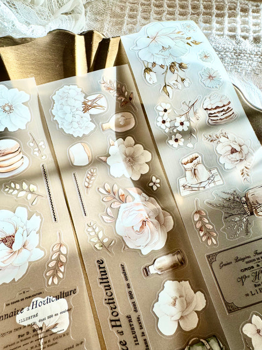 Creawithgaby - White Blooms | Pre-cut | 6.5cm PET Tape | Release Paper