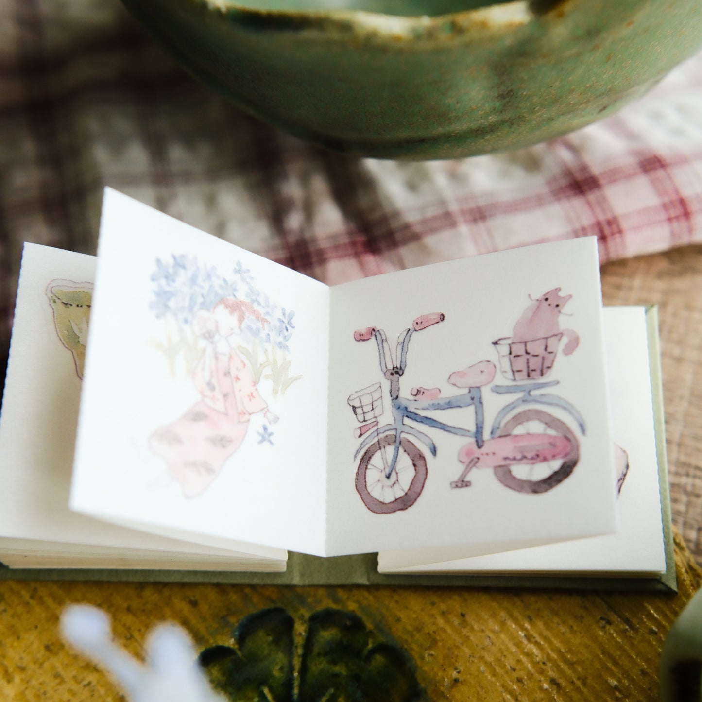 NEW! Teayou - Neko Matcha | Kiss -cut | Mini Sticker Notebook | Sticker