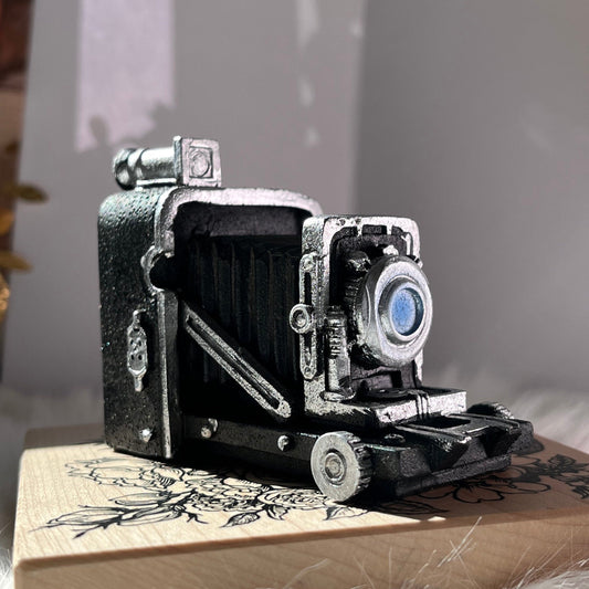 Miniature Resin Retro-  Antique Camera | Home, Desk Decor
